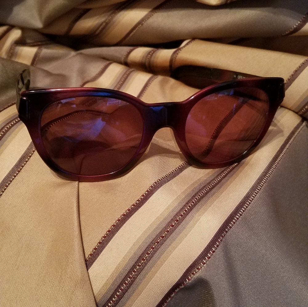 VINTAGE GIANFRANCO FERRE'  SUNGLASSES MAKE A REASONABLE OFFER